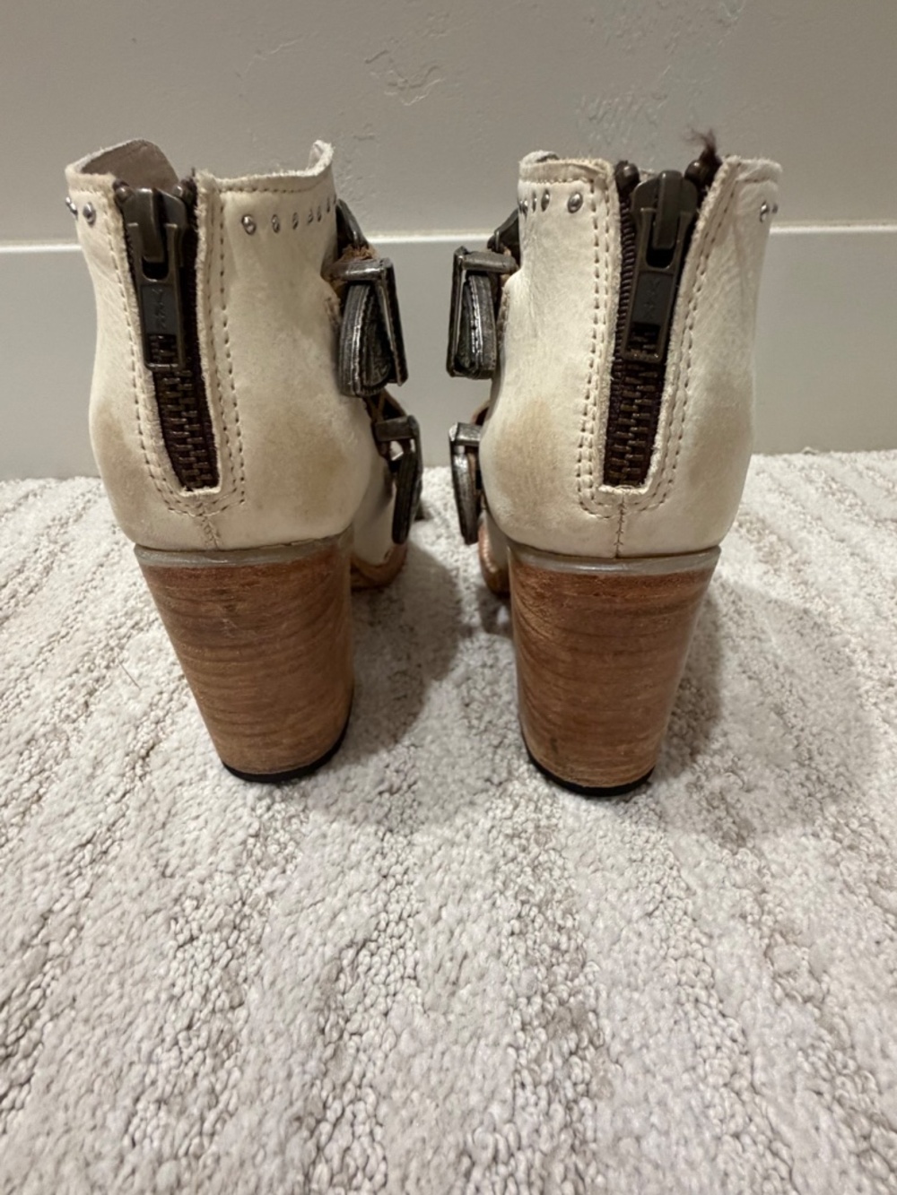 Freebird Violet Bootie Size 6 - Picture 5 of 5